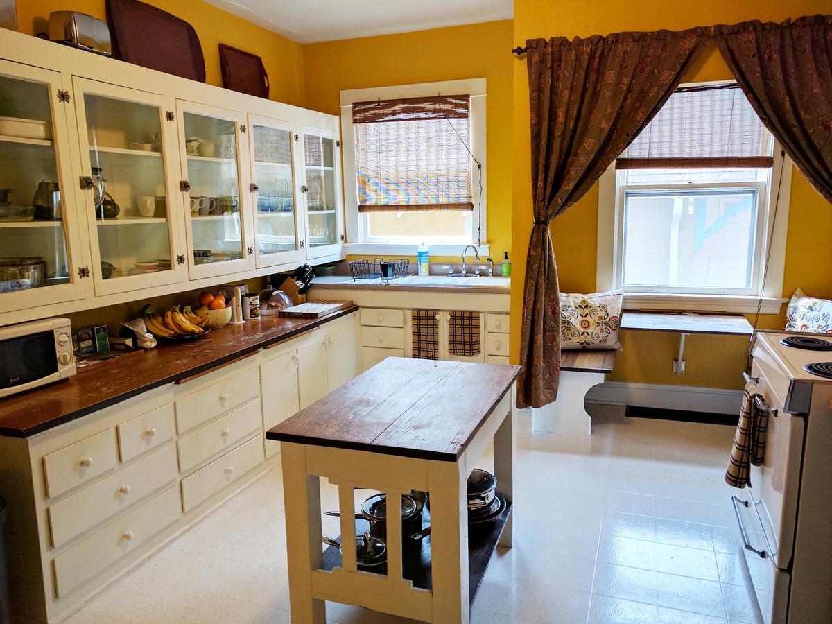 Bluebird Guesthouse Портленд Екстер'єр фото